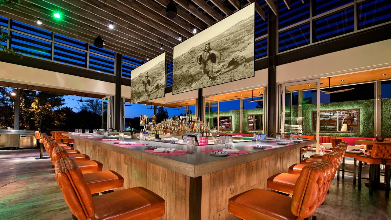 Scottsdale Dining - Goodnight Premium Stays
