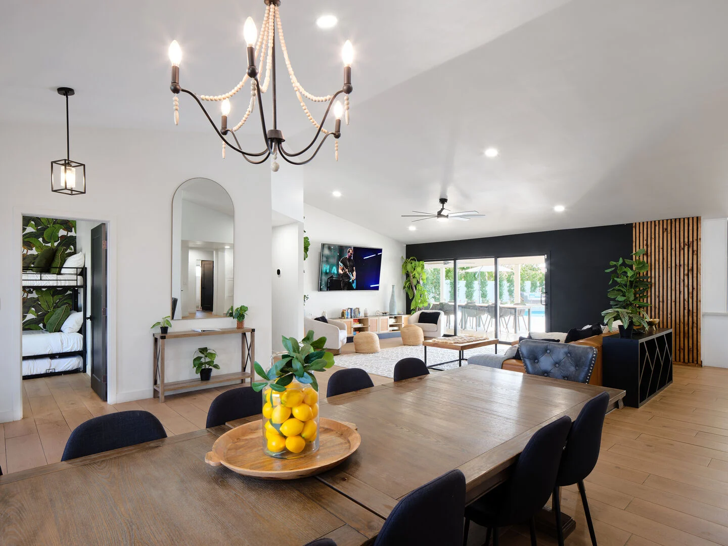 vacation rental management pricing strategy